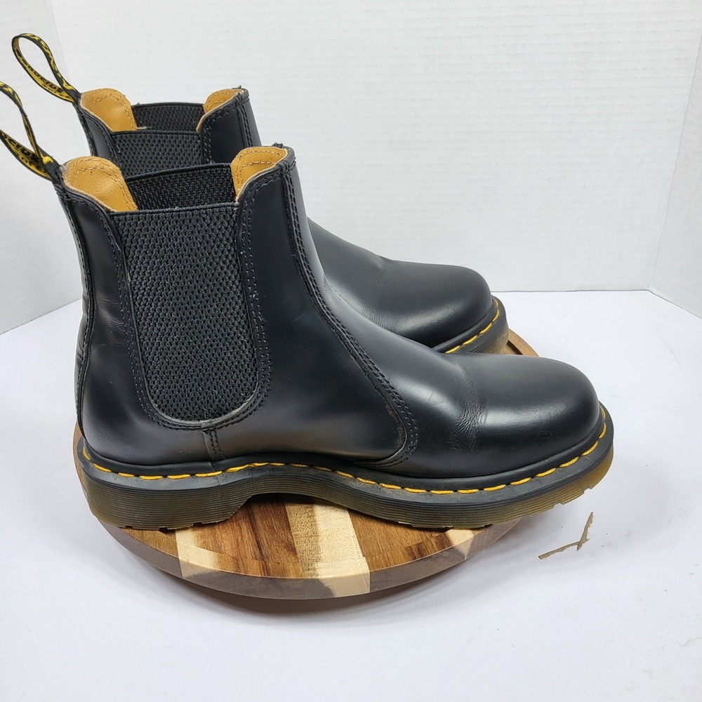 Dr. Martens 2976 Chelsea Boots Women 8 Black Good Smooth Leather Yellow Stitch - Picture 9 of 10